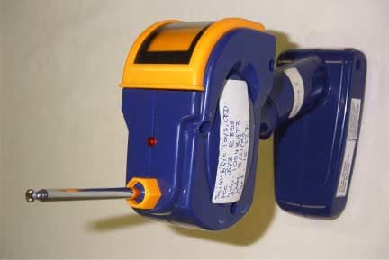 27MHz R/C TOY - TX - FCC ID BY3E898 - Scientific Toys Ltd (2)
