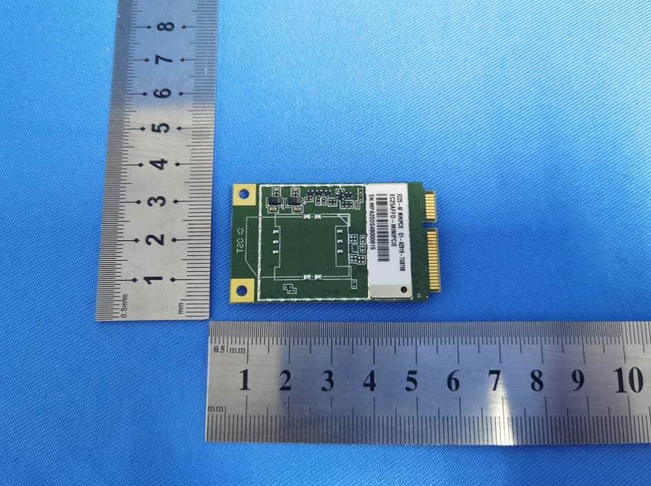 Basic Gateway 2x2 - FCC ID C3D-AZ1000022 - Winegard Company (4)