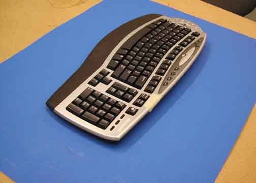 MICROSOFT� WIRELESS  KEYBOARD - FCC ID C3K1045 - Microsoft Corporation (3)