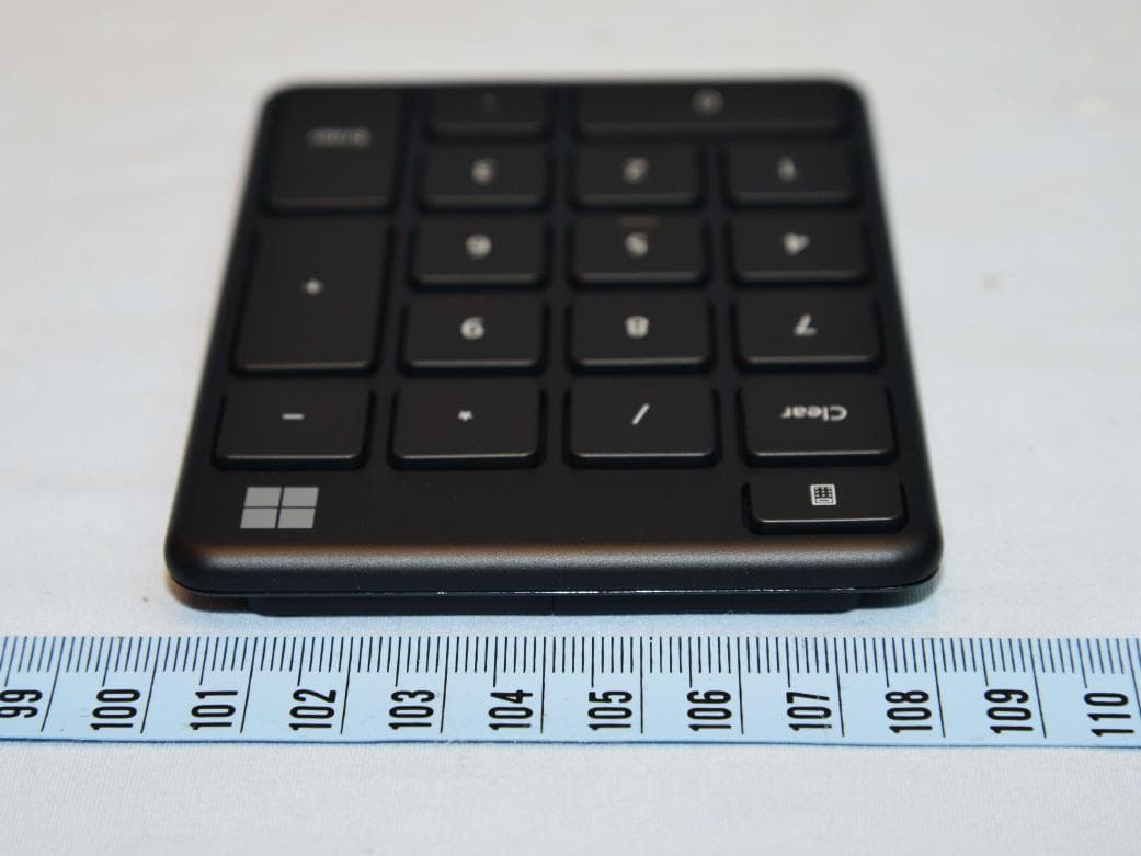 Bluetooth Number Pad - FCC ID C3K1969 - Microsoft Corporation (3)