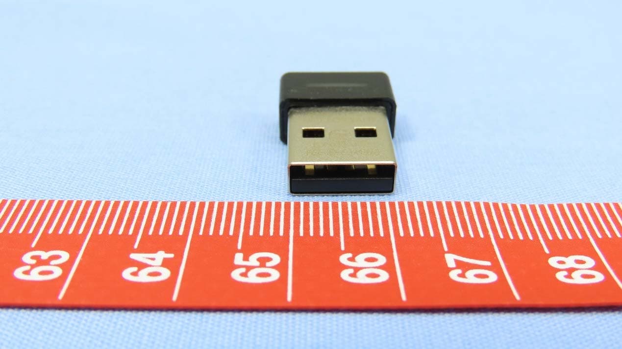 USB dongle - FCC ID C3K1970 - Microsoft Corporation