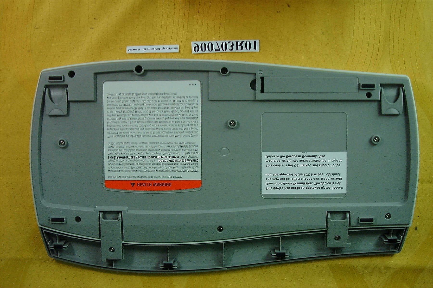 Desktop Wireless Keyboard - FCC ID C3KKB8 - Microsoft Corporation