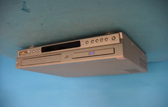 VCR with DVD Player - FCC ID C5F7NF0009 - WINIA Electronics Co., Ltd. (3)