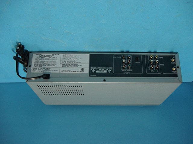 VCR/DVD Player - FCC ID C5F7NF0011 - WINIA Electronics Co., Ltd.