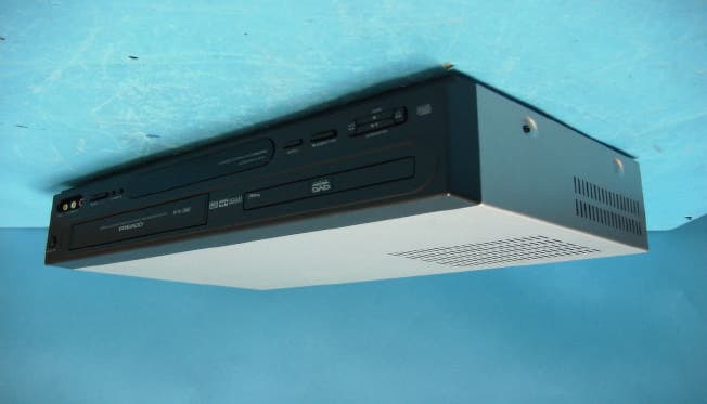 VCR With DVD Player - FCC ID C5F7NF0013 - WINIA Electronics Co., Ltd. (3)