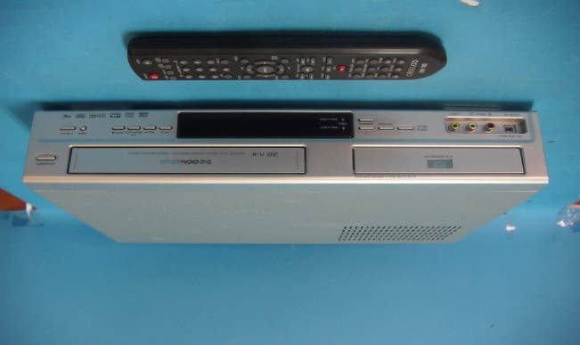 DVDRW COMBO Recorder - FCC ID C5F7NF0016 - WINIA Electronics Co., Ltd. (2)