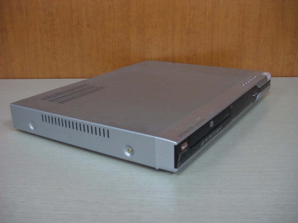 DVD Recorder - FCC ID C5F7NF0018 - WINIA Electronics Co., Ltd. (4)
