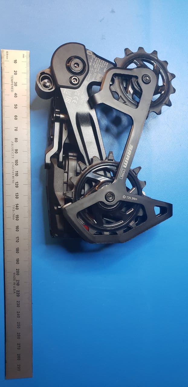 Rear Derailleur with BLE, AIREA and ANT+ Radios - FCC ID C9O-RDMB2 - SRAM LLC. (2)