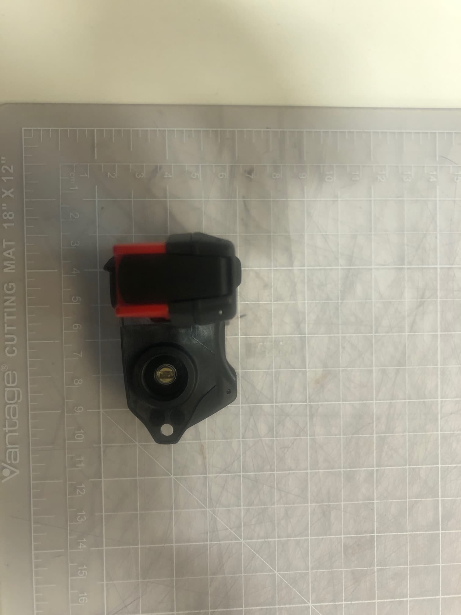 Rear Shock with BLE and AIREA Radios - FCC ID C9O-RSMB1 - SRAM LLC. (5)