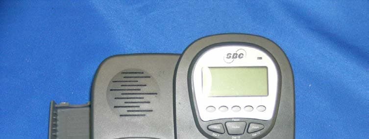 2.4GHz FHSS Cordless Phone w/ CID & Speakphone - FCC ID CAC386001 - Cybiotronics Limited (3)