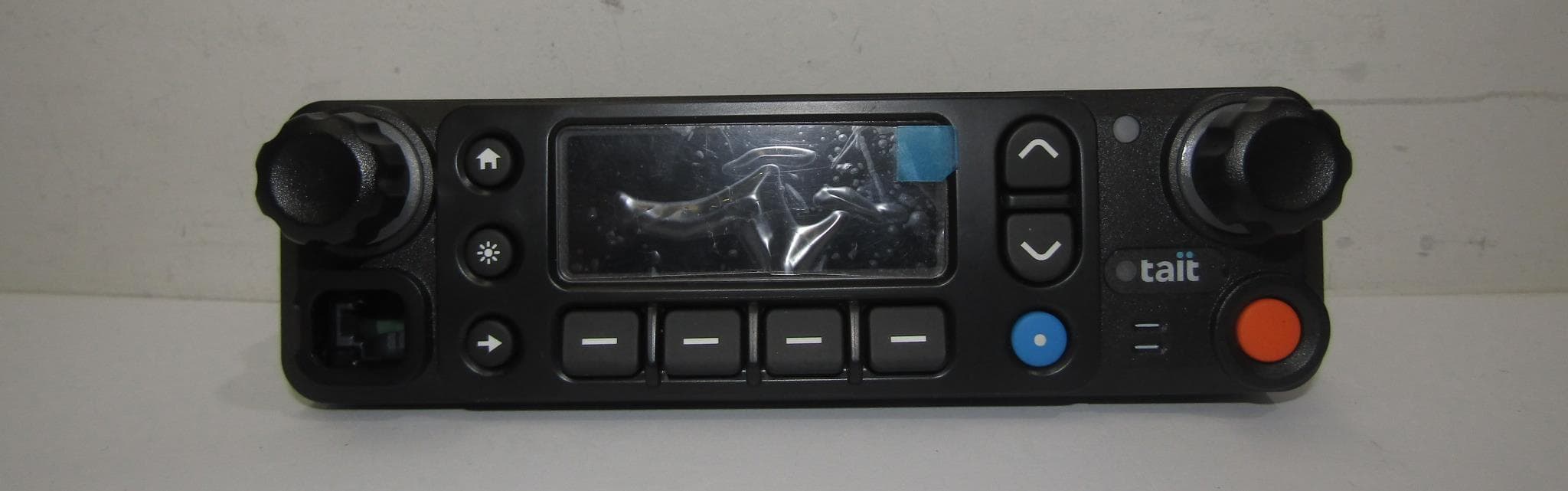 Mobile Accessory - FCC ID CASTAHP2A - Tait International Limited (3)