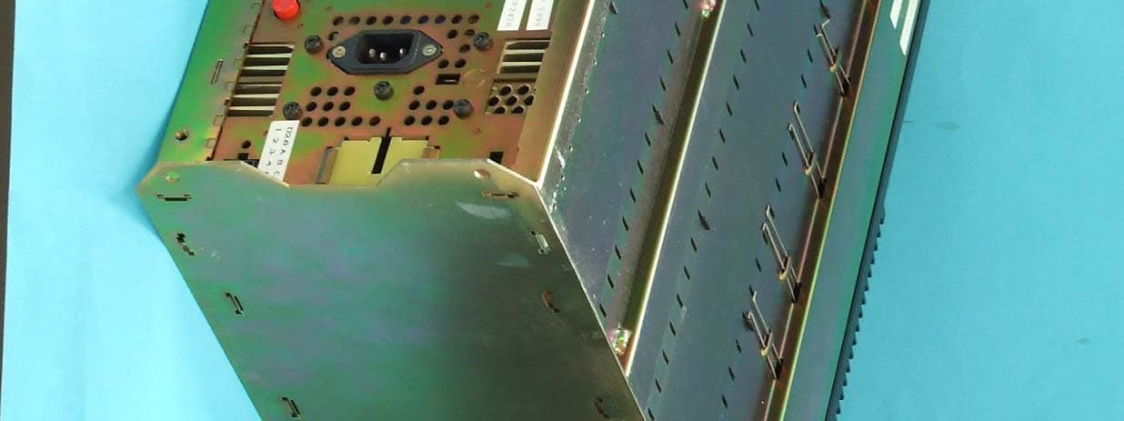 Base Station Transceiver - FCC ID CASTBA7K2 - Tait International Limited (3)