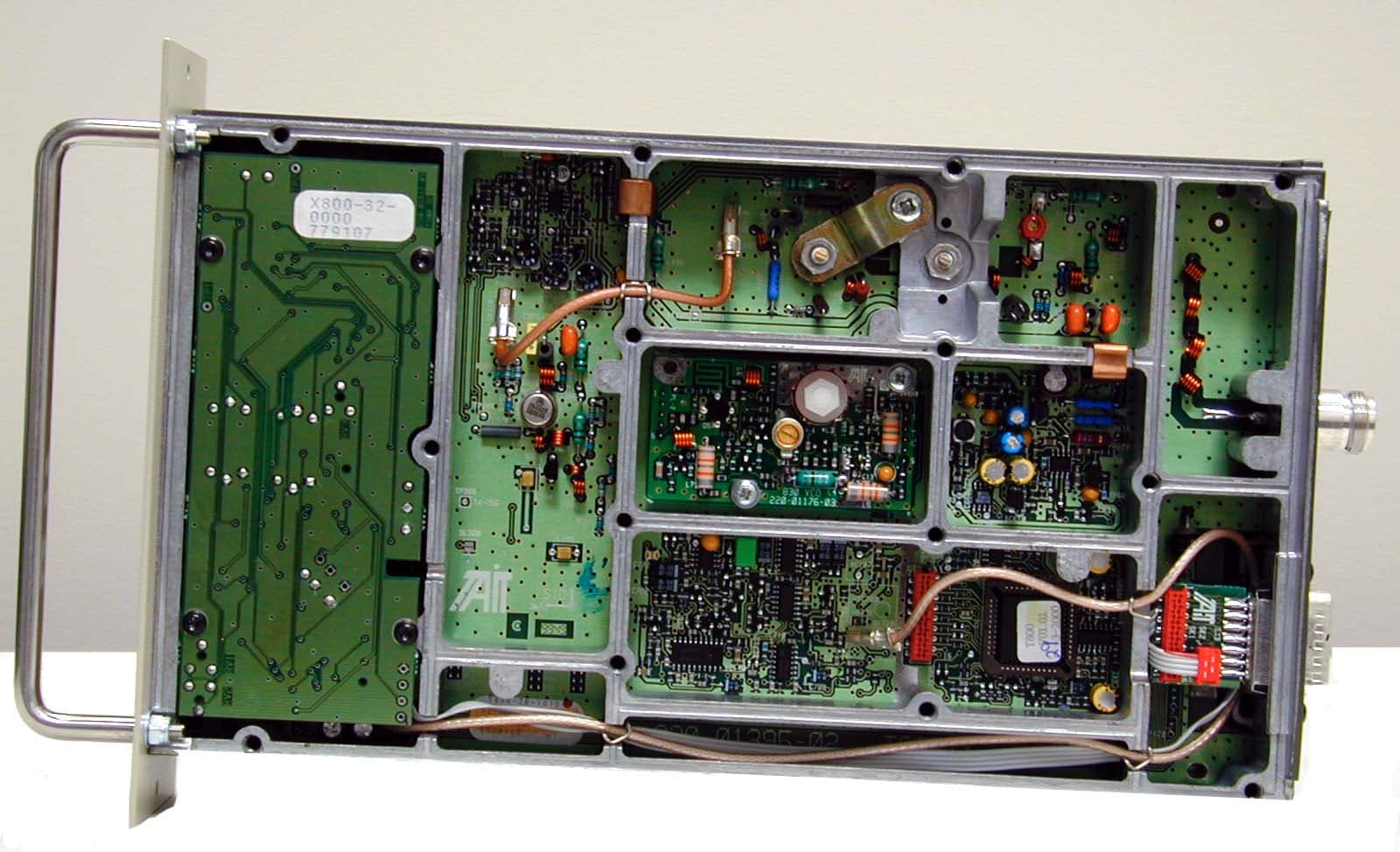One way paging transmitters T836-26-1010 & T836-26 - FCC ID CASTEL0047 - Tait International Limited (1)