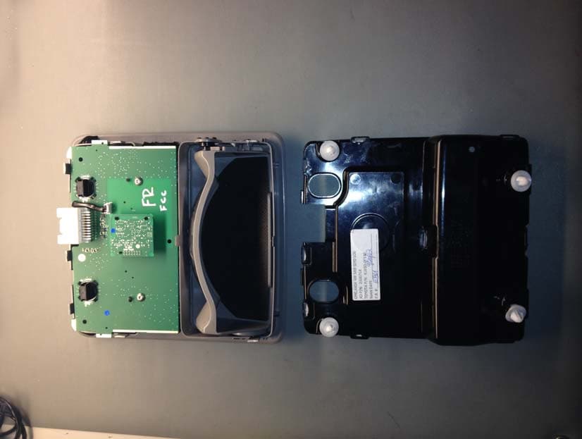 Universal Garage Door TX w/ FHSS TX - FCC ID CB2440AHL5 - Johnson Controls Interiors L.L.C. (2)
