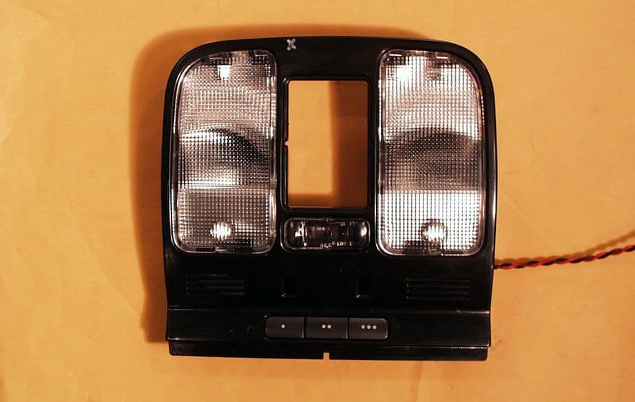 Universal Garage Door Opener - FCC ID CB2ACTLHL3 - Johnson Controls Interiors L.L.C.