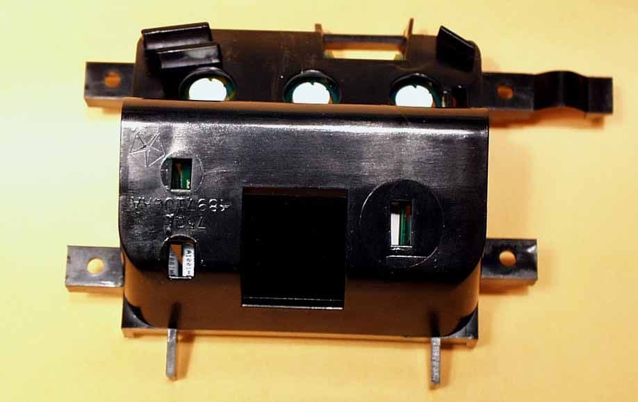 Universal Garage Door Opener - FCC ID CB2ANHL3 - Johnson Controls Interiors L.L.C.