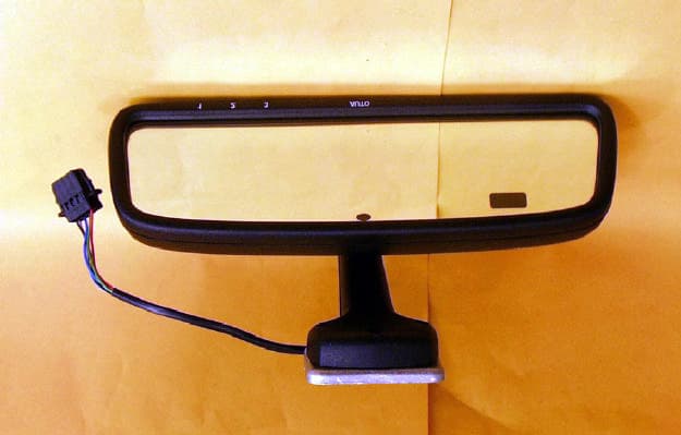 Universal Garage Door Opener - FCC ID CB2DONHL3 - Johnson Controls Interiors L.L.C. (3)