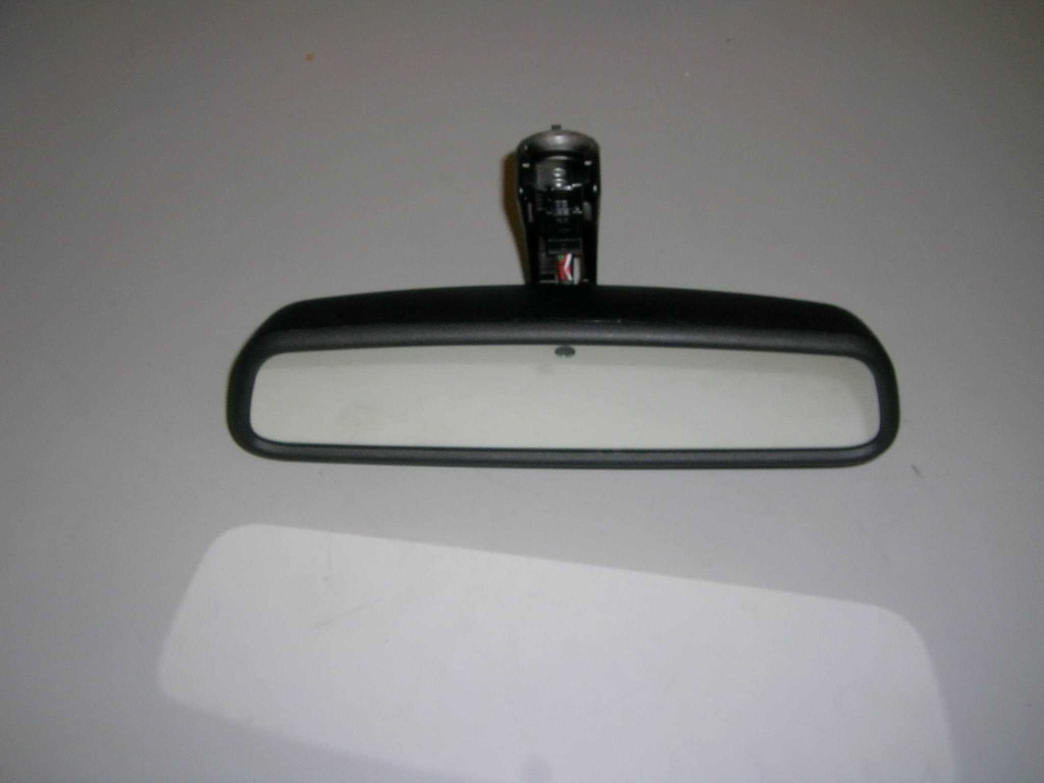 Universal Garage Door Opener - FCC ID CB2GTX2HL3 - Johnson Controls Interiors L.L.C.