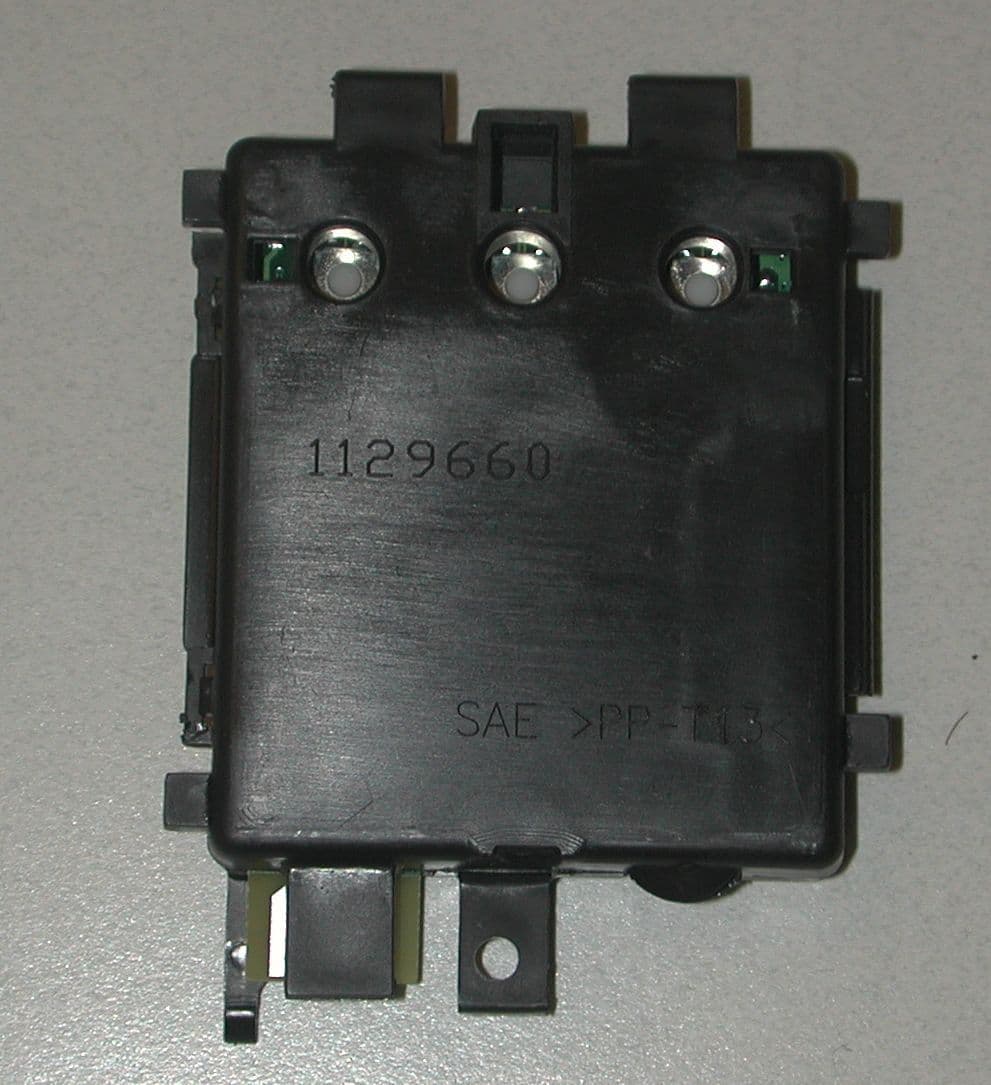 Universal Garage Door Opener - FCC ID CB2SAHL4 - Johnson Controls Interiors L.L.C.