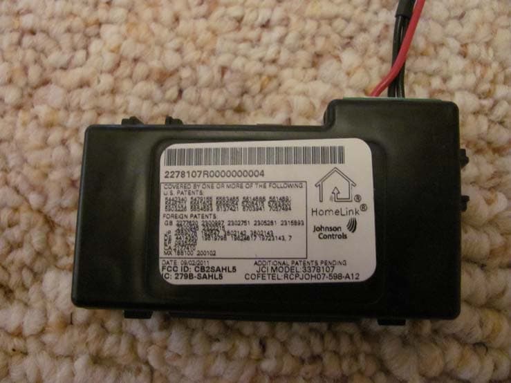 Universal Garage Door Opener Transmitter - FCC ID CB2SAHL5 - Johnson Controls Interiors L.L.C. (3)
