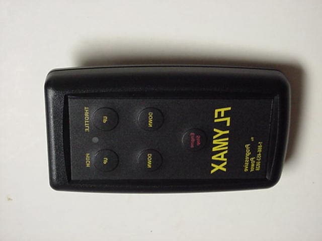 Remote Control Transmitter - FCC ID CBFFLYMT1-433 - Control Chief Corporation (2)