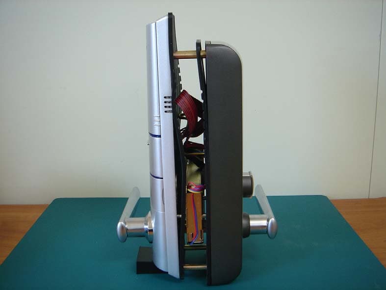 Digital Doorlock - FCC ID CCECDL100R - COMMAX Co., Ltd. (2)