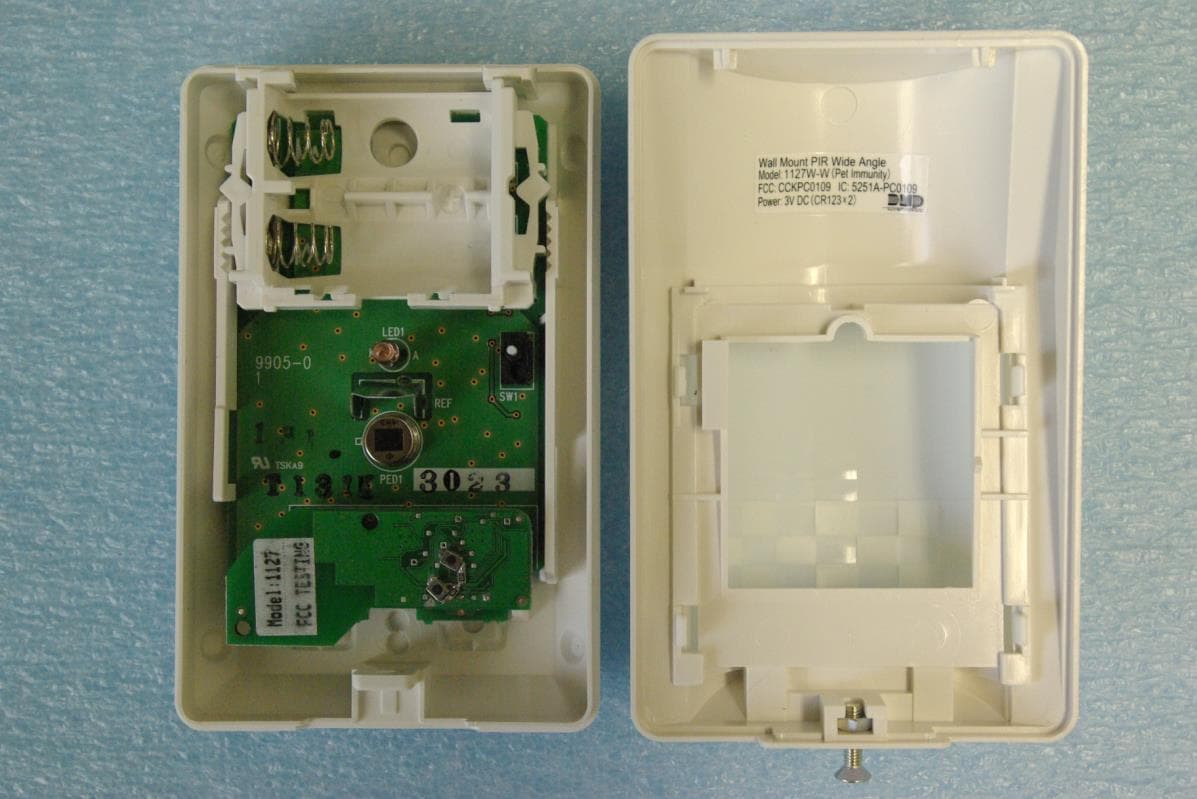 LOW POWER WIRELESS TRANSCIEVER - FCC ID CCKPC0152 - Digital Monitoring Products Inc