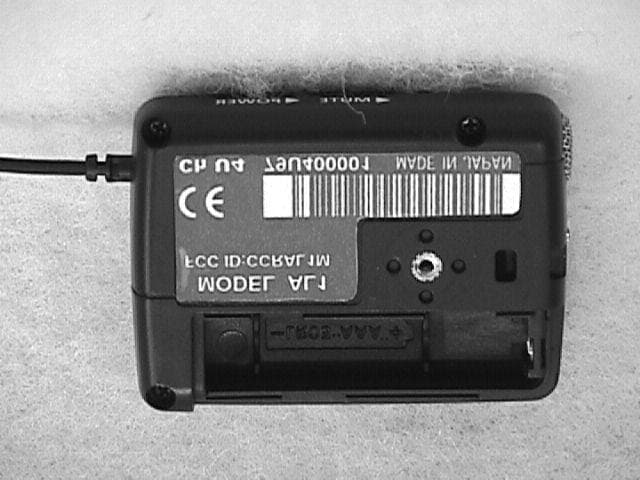 Airline UHF Wireless System - FCC ID CCRAL1M - Sam Ash Music Corporation (2)