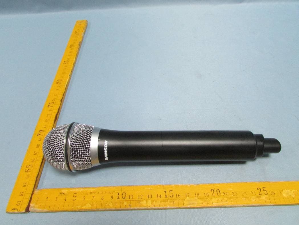 Wireless Microphone System - FCC ID CCRUH7 - Sam Ash Music Corporation