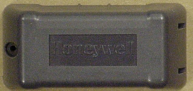 Door/Gate Security Transmitter - FCC ID CFS8DL5816OD - Ademco Inc. (2)