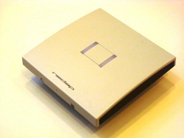 Inductive Proximity RFID Card Reader - FCC ID CGDCONVEXS - Nedap N. V.