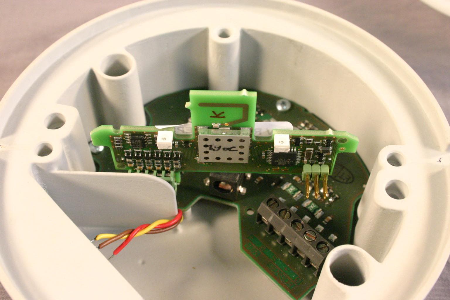 Data Transmission System applied with a Sensor Bridge for lamps - FCC ID CGDSFSB - Nedap N. V. (3)