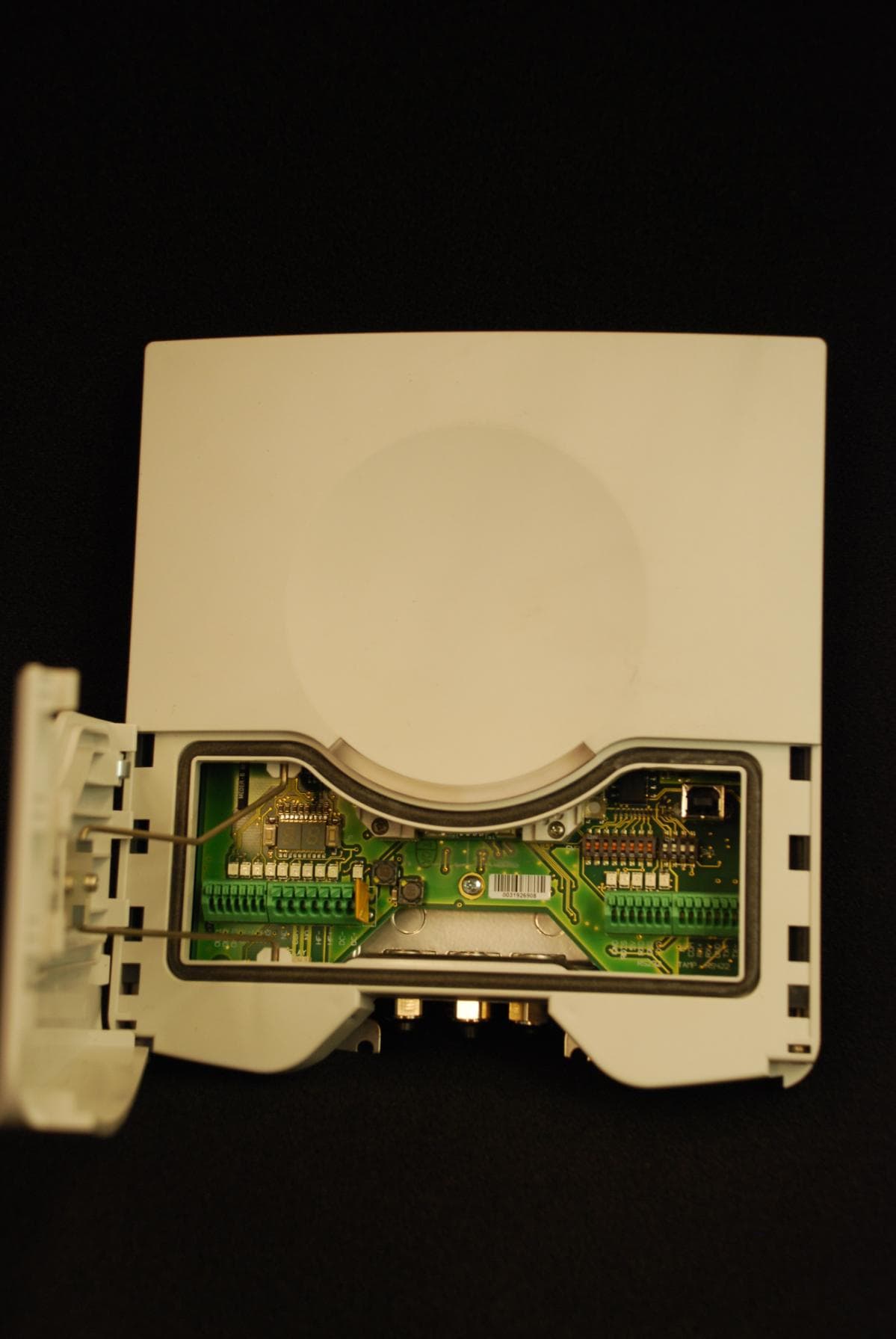 UHF RFID Reader for EPC Gen2 Class 1 tags - FCC ID CGDUPASSREACH - Nedap N. V. (3)