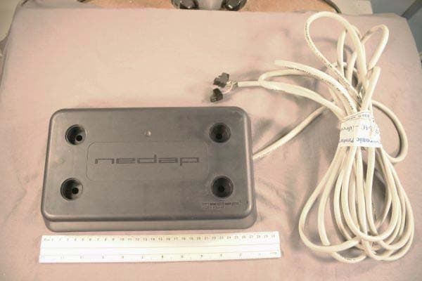 RFID Reader for Livestock - FCC ID CGDVELOS3 - Nedap N. V. (3)