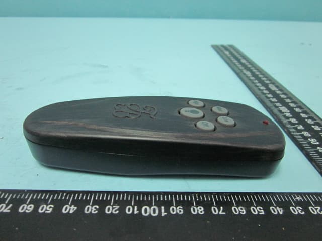 Remote Control Transmitter - FCC ID CHQ7218T - Rhine Electronics Co Ltd
