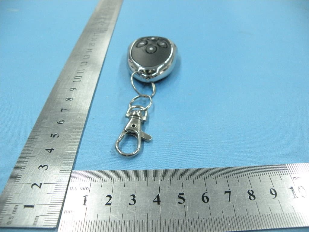 Remote control - FCC ID CHXSP101 - Rockford Corporation (5)
