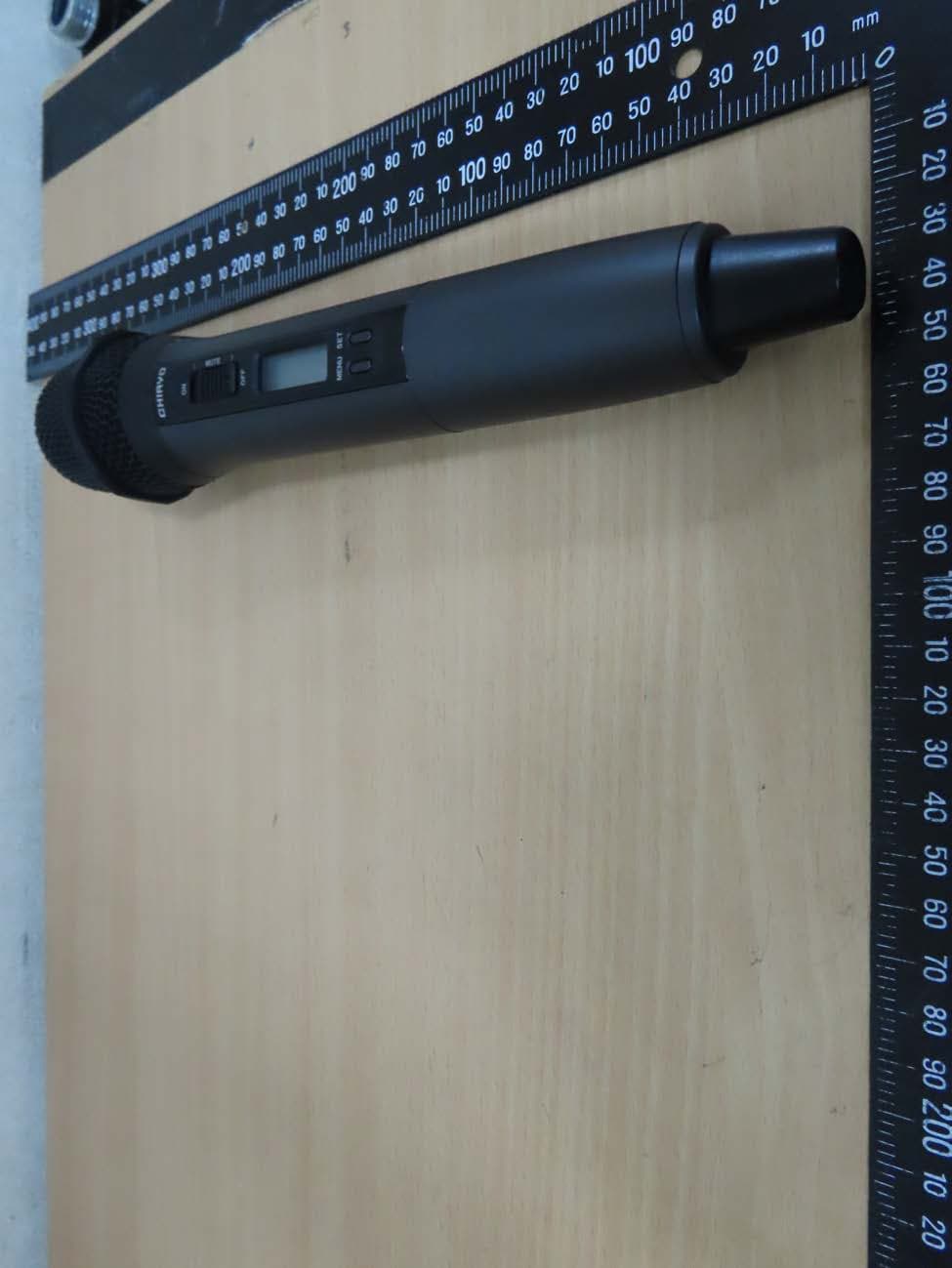 2.4G Digital Wireless Handheld Microphone - FCC ID CINDH-5400 - Chiayo Electronics Co Ltd (5)