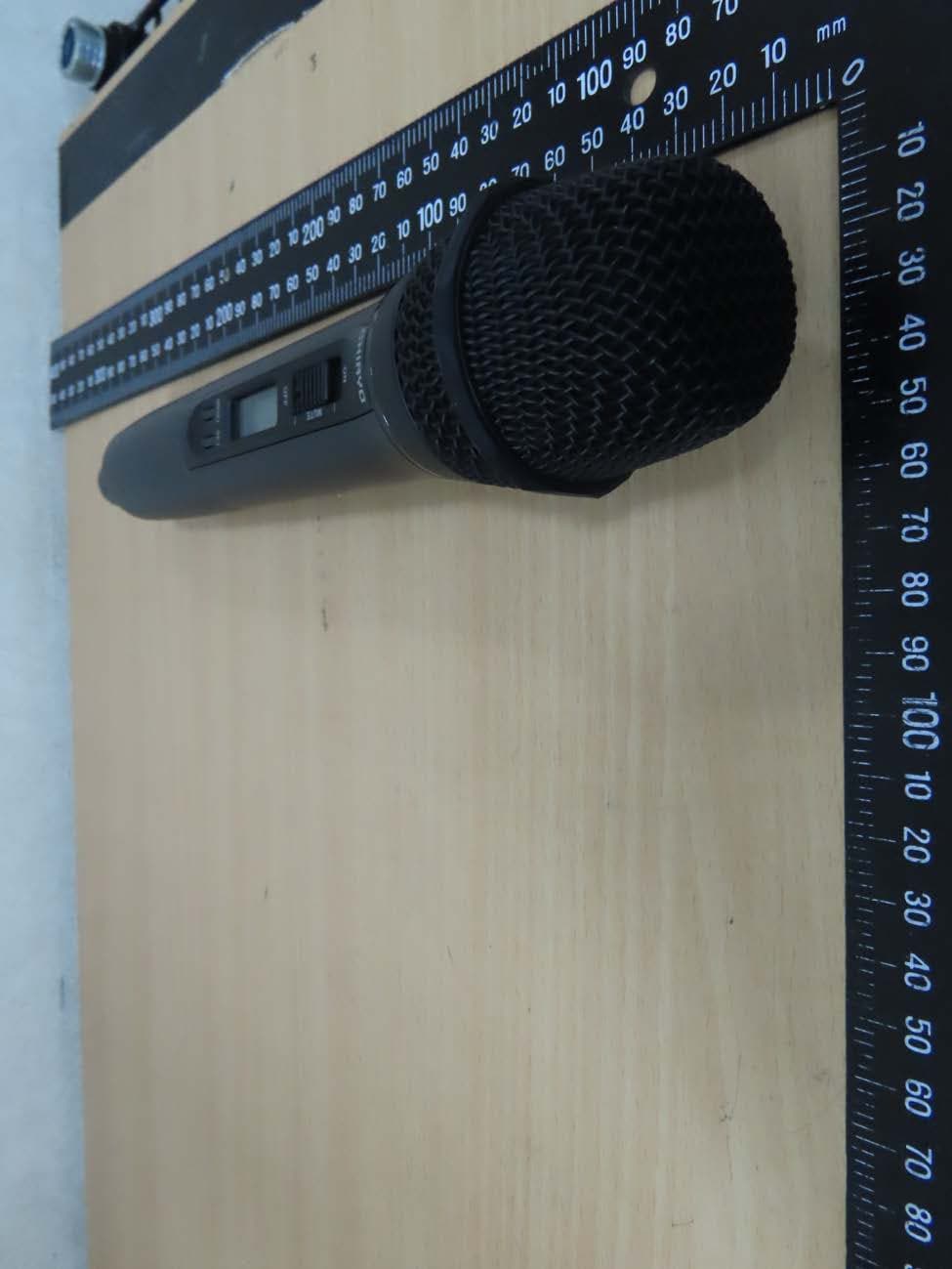 2.4G Digital Wireless Handheld Microphone - FCC ID CINDH-5400 - Chiayo Electronics Co Ltd (4)