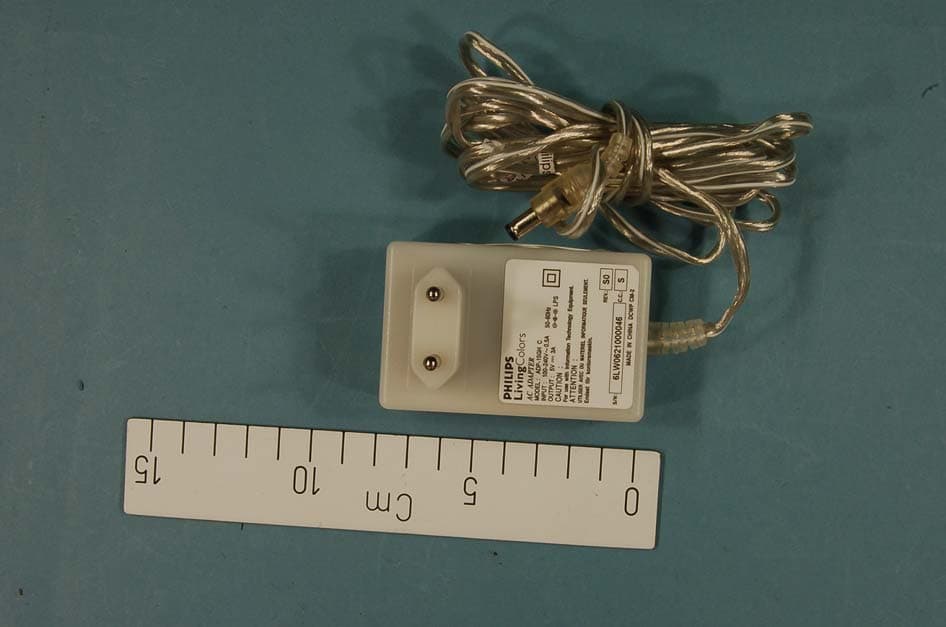 LivingColors ambience LED luminaire - FCC ID CIW322202192201 - Philips Lighting Company
