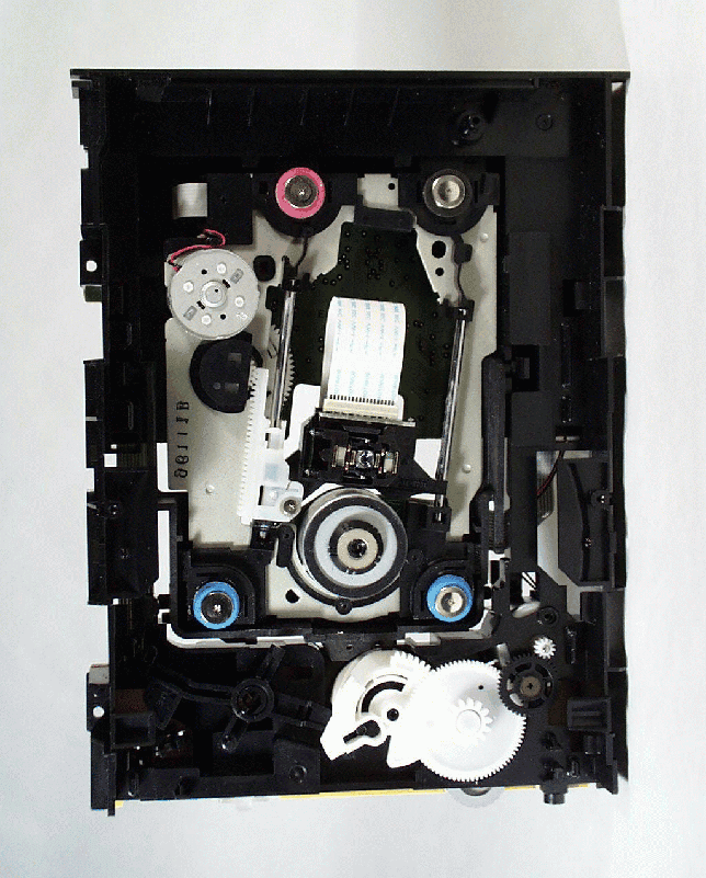 CD-Rom Drive - FCC ID CJ6AT99-043 - Dynabook Inc. (4)