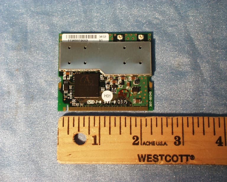 802.11 b/g Mini-PCI Module in Tablet PC - FCC ID CJ6UPA3299WLP - Dynabook Inc.
