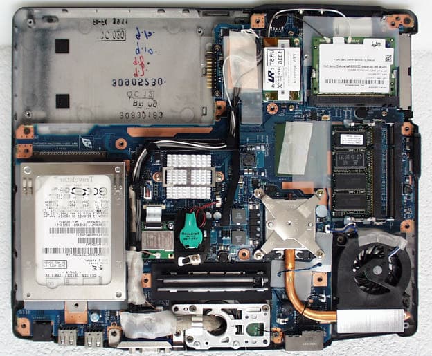 802.11 b/g Mini-PCI Card. - FCC ID CJ6UPA3362WL - Dynabook Inc.