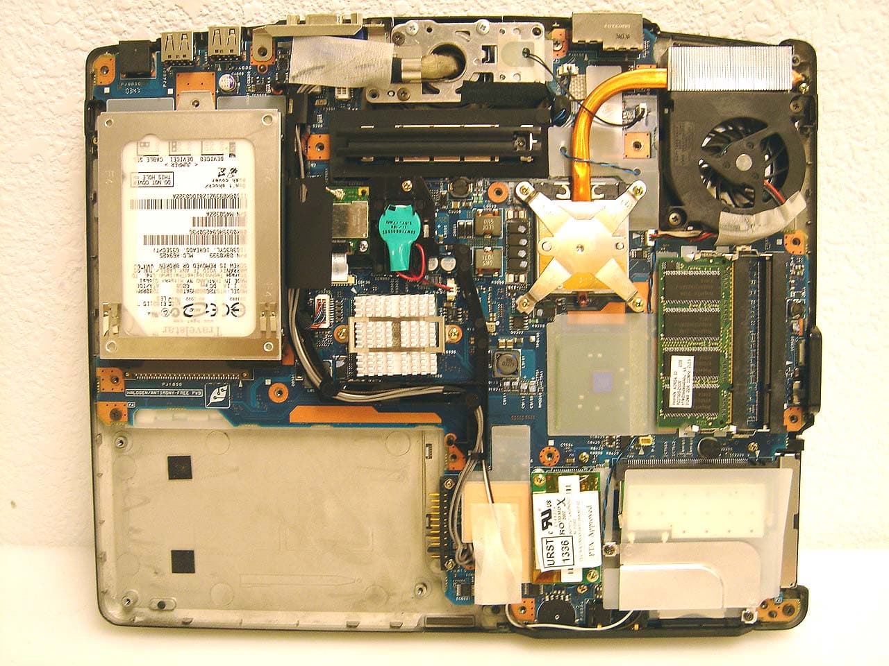 802.11ag Half Size Mini-PCI WLAN Module - FCC ID CJ6UPA3459WL - Dynabook Inc.