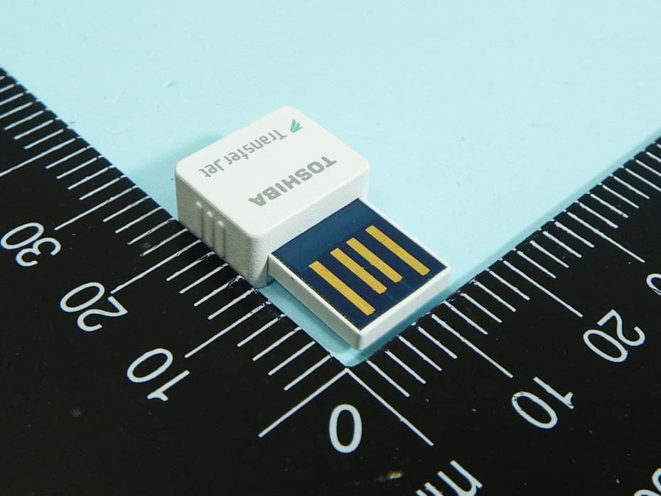 TransferJet USB Adapter - FCC ID CJ6UPA5144TJ - Dynabook Inc.