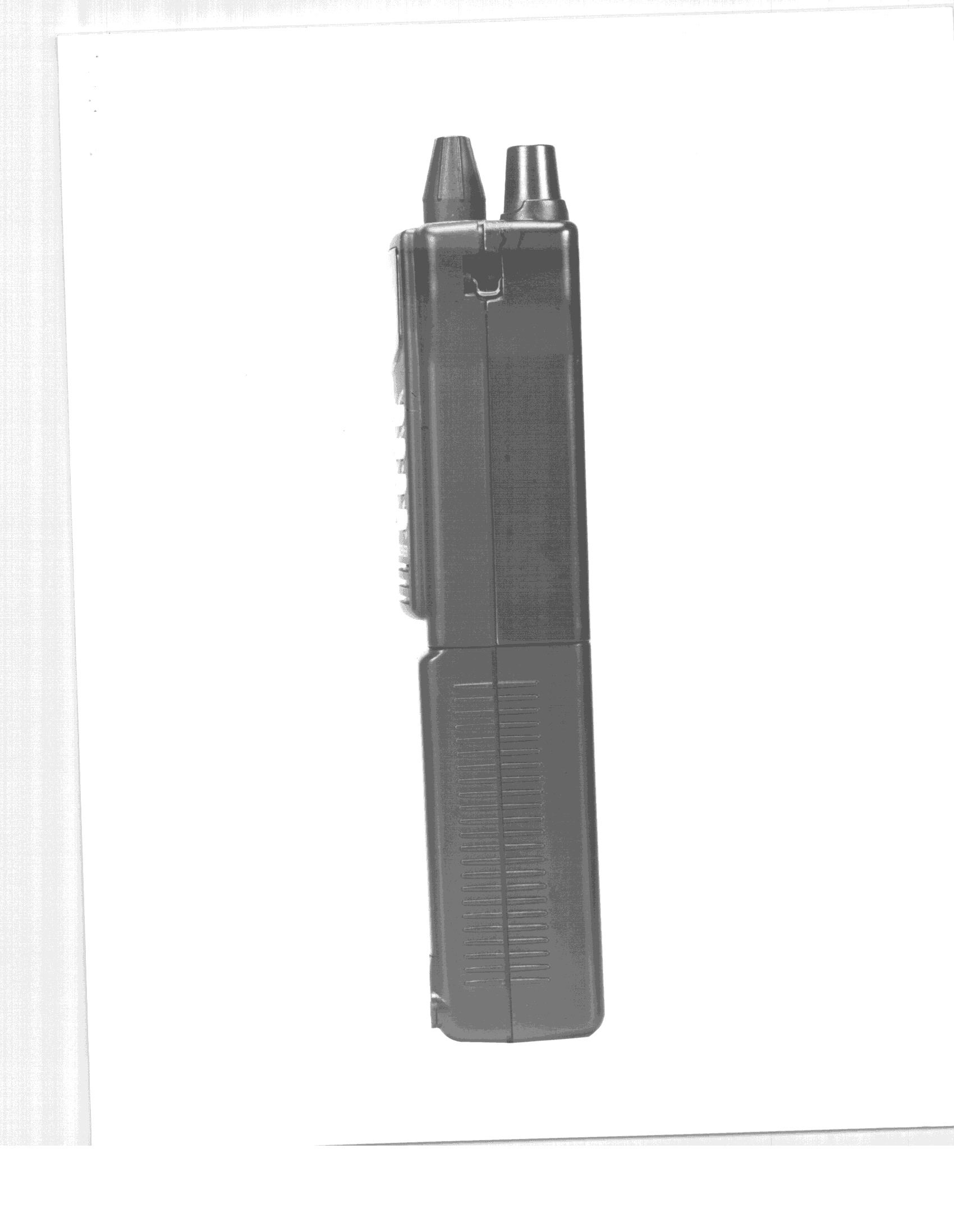TNF - Licensed Non-Broadcast Transmitter Held to Face - FCC ID CKEJHP-520 - Japan Radio Co., Ltd. (2)