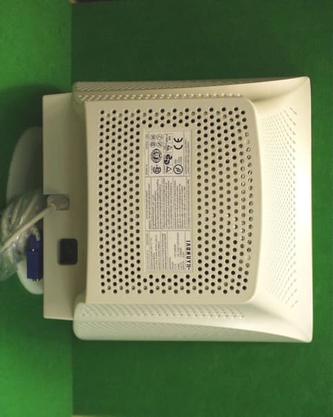 17" CRT MONITOR - FCC ID CKLC7R06090 - Hyundai Electronics Industries Co Ltd (2)