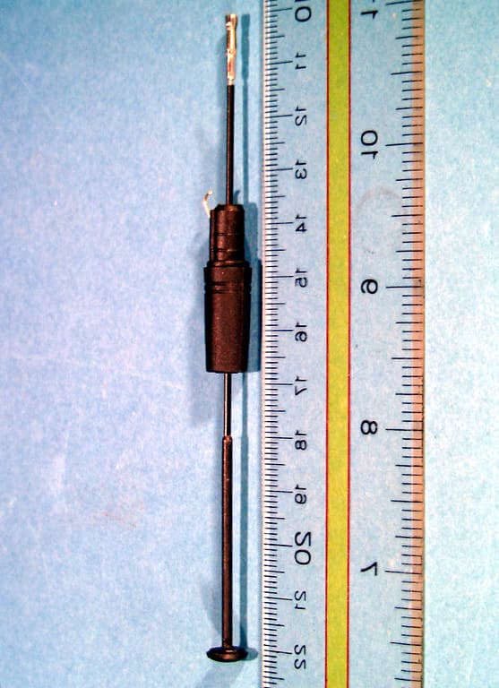 Tri-Mode Dual-Band Analog/PCS Phone (AMPS/CDMA) - FCC ID CKLHGT-1000E - Hyundai Electronics Industries Co Ltd