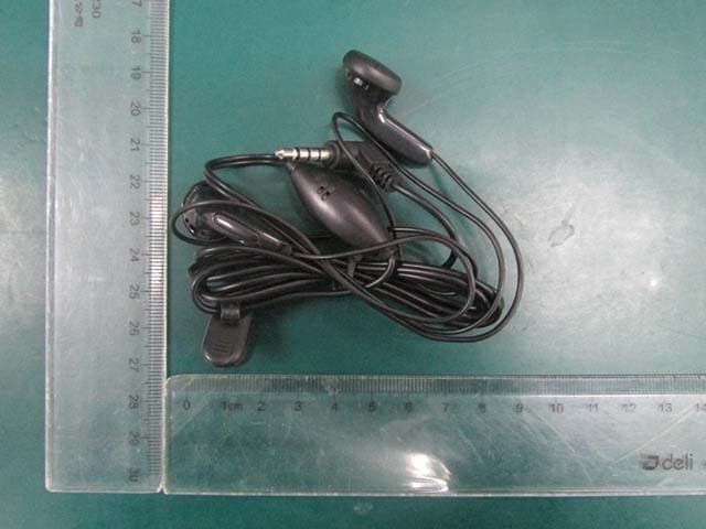 GSM/GPRS/WCDMA/BT/WIFI Mobile Phone - FCC ID CLNSS1010 - MFOURTEL MEXICO S.A. DE C.V.