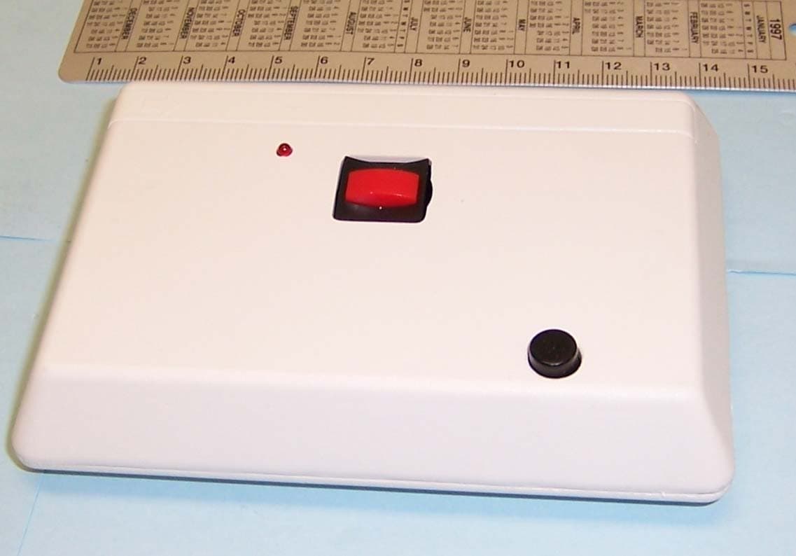 Wireless Security Monitor Transmitter - FCC ID CNACT200 - Capricorn Electronics Inc