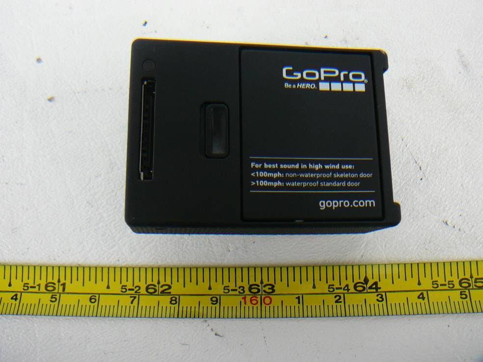 Wireless Portable Camera - FCC ID CNFCHDHX302 - GoPro, Inc. (2)
